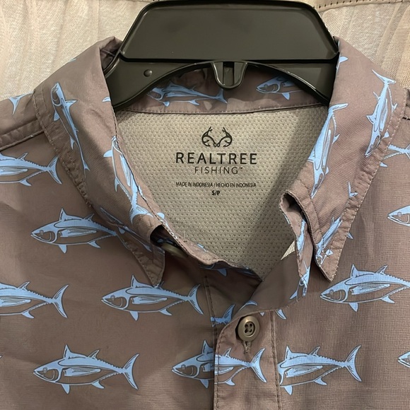 Men’s Realtree Gray Blue Fishing Button Down Shirt Size Small - Picture 3 of 5